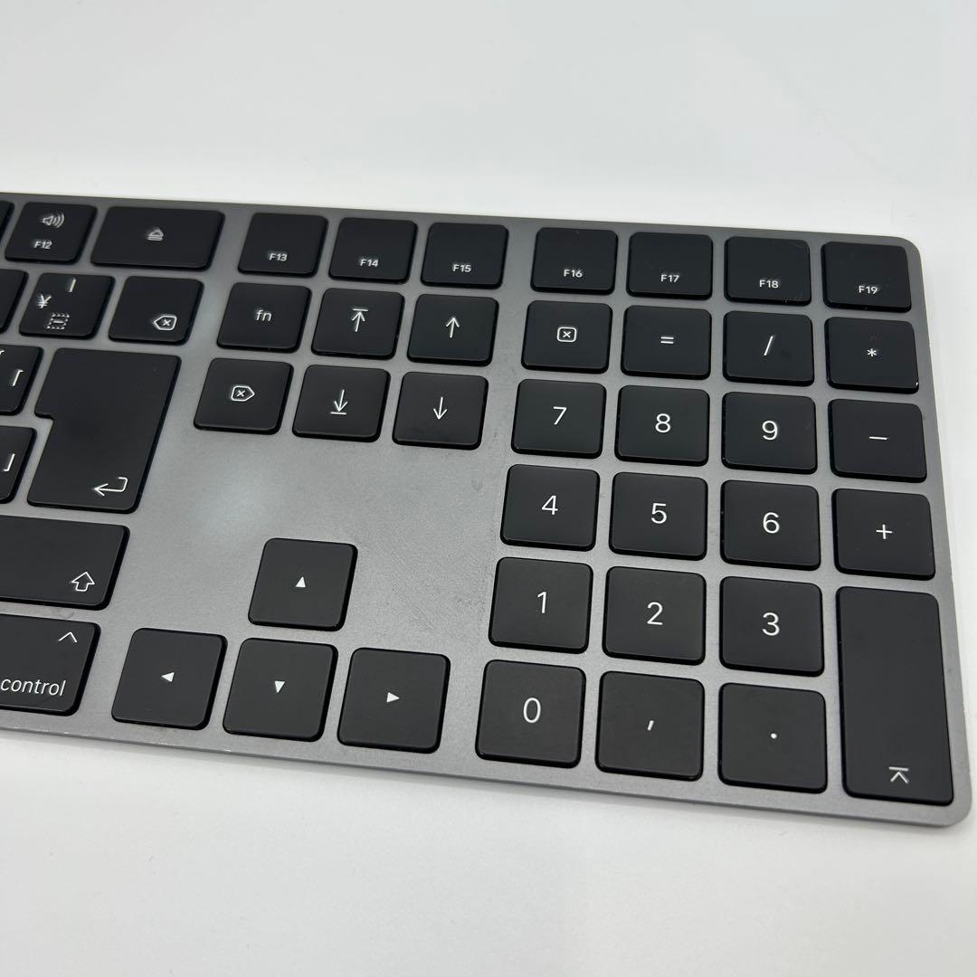 Apple Magic Keyboard スペースグレー (A1843) - メルカリ
