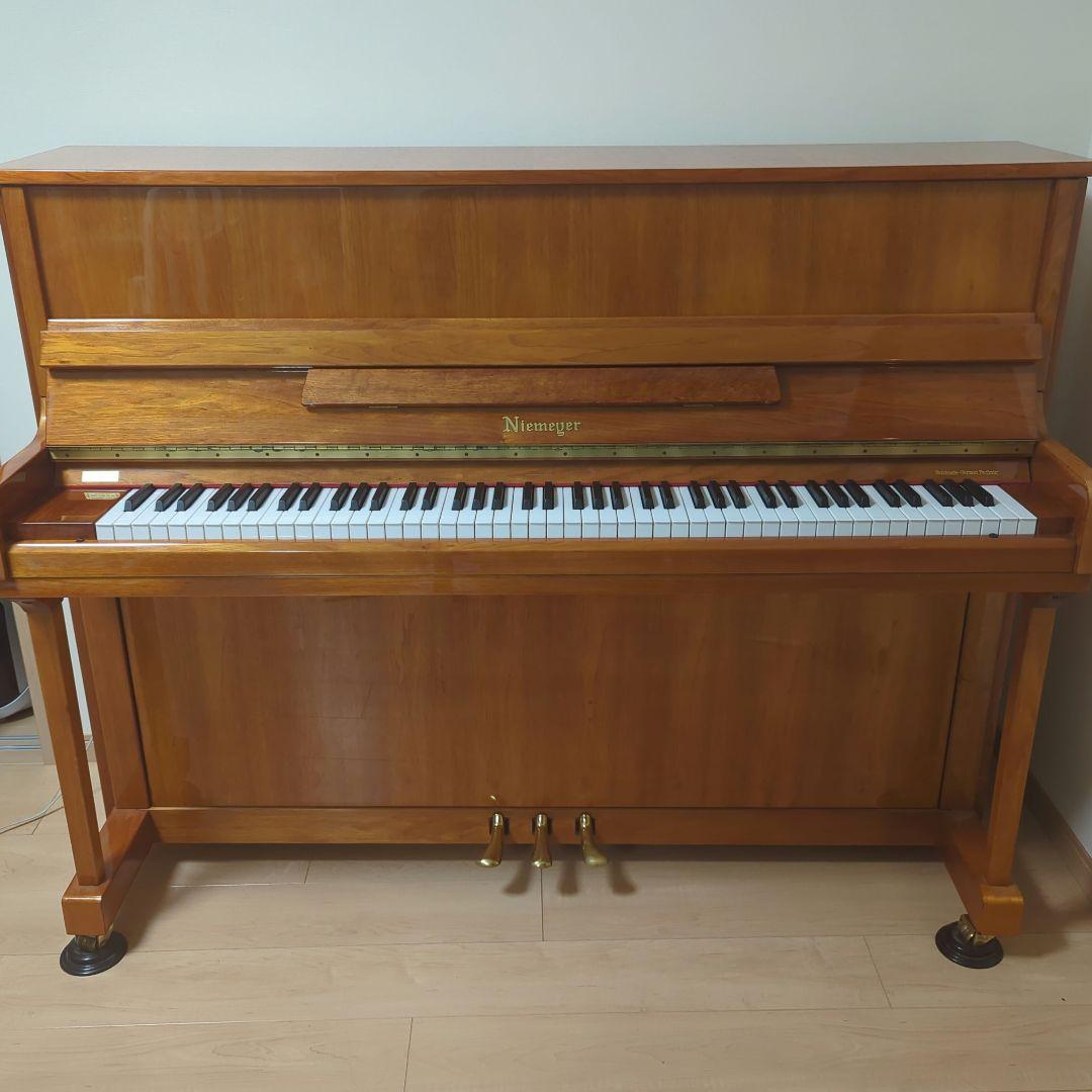木目 アップライトピアノ NIEMEYER - メルカリ