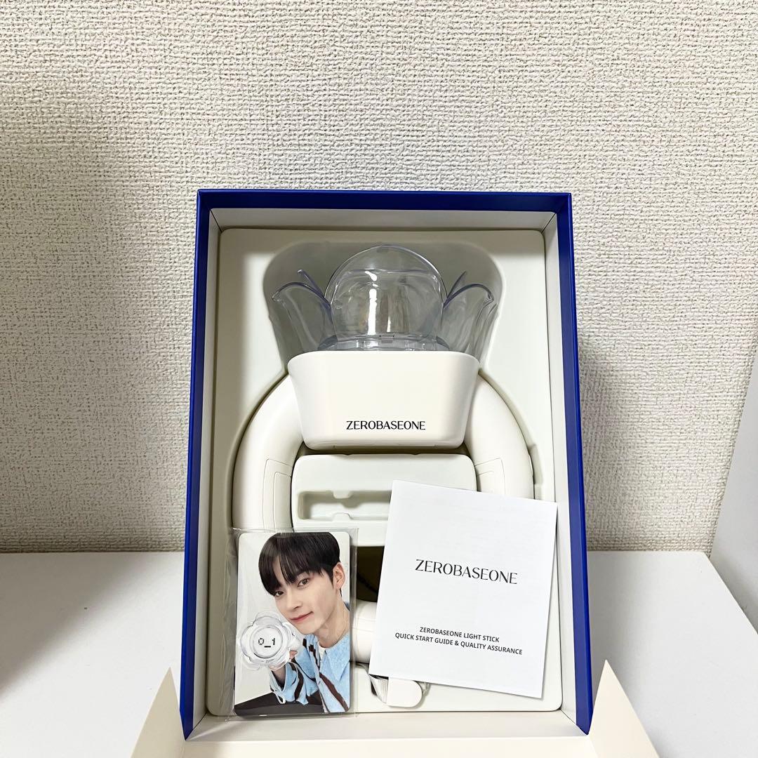 ZEROBASEONE ゼベワン ペンライト 全員分トレカ付き - メルカリ