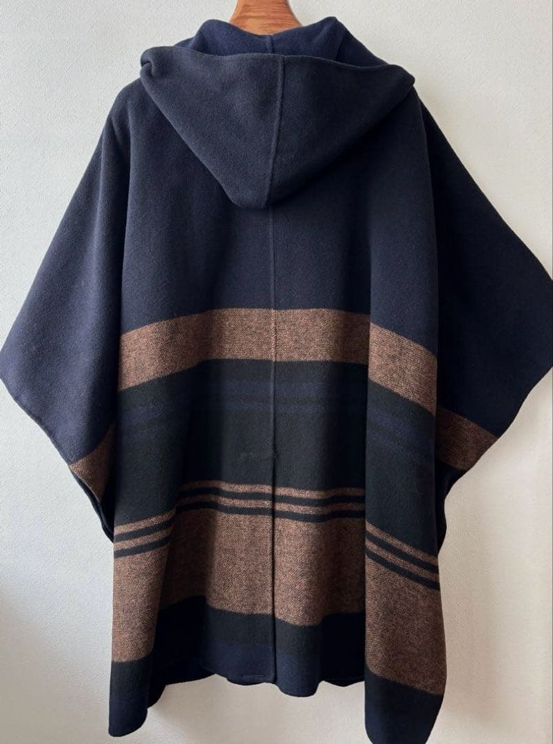 《新品タグ付き》ミラオーウェン フード付きポンチョ接結コート