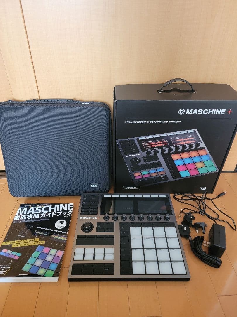 DJ機材 Native Instruments MASCHINE+ native-instruments-maschine-