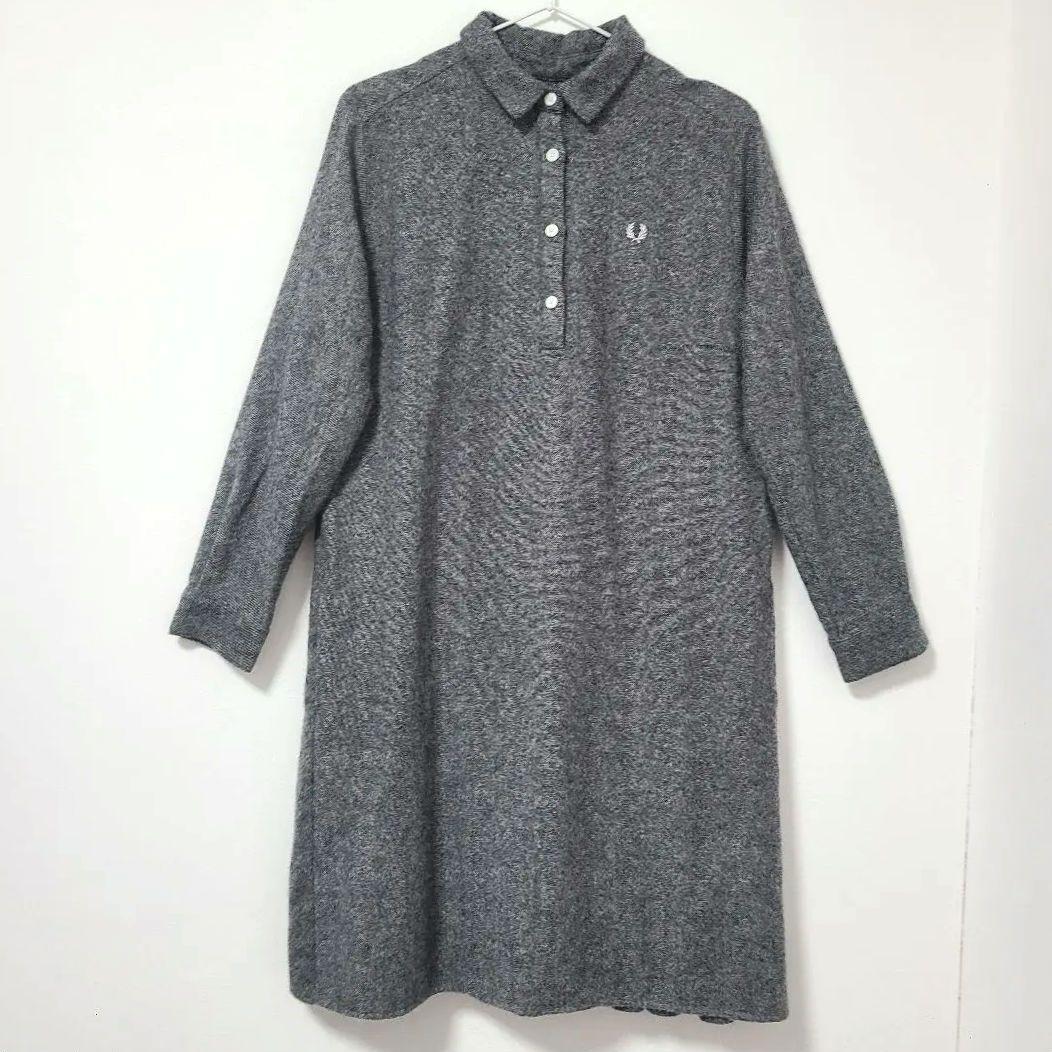 フレッドペリー グレー ポロシャツスタイル ワンピース 10 FRED PERRY（フレッドペリー） スプリット ディテール ピケ ドレス