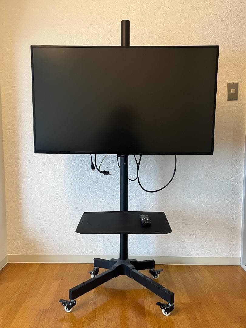 【よっちゃん】LG 42.5インチ4Kモニター 43UD79-B LG 43'' Class 4K UHD IPS LED Monitor (42.5'' Diagonal) (43UD79-B