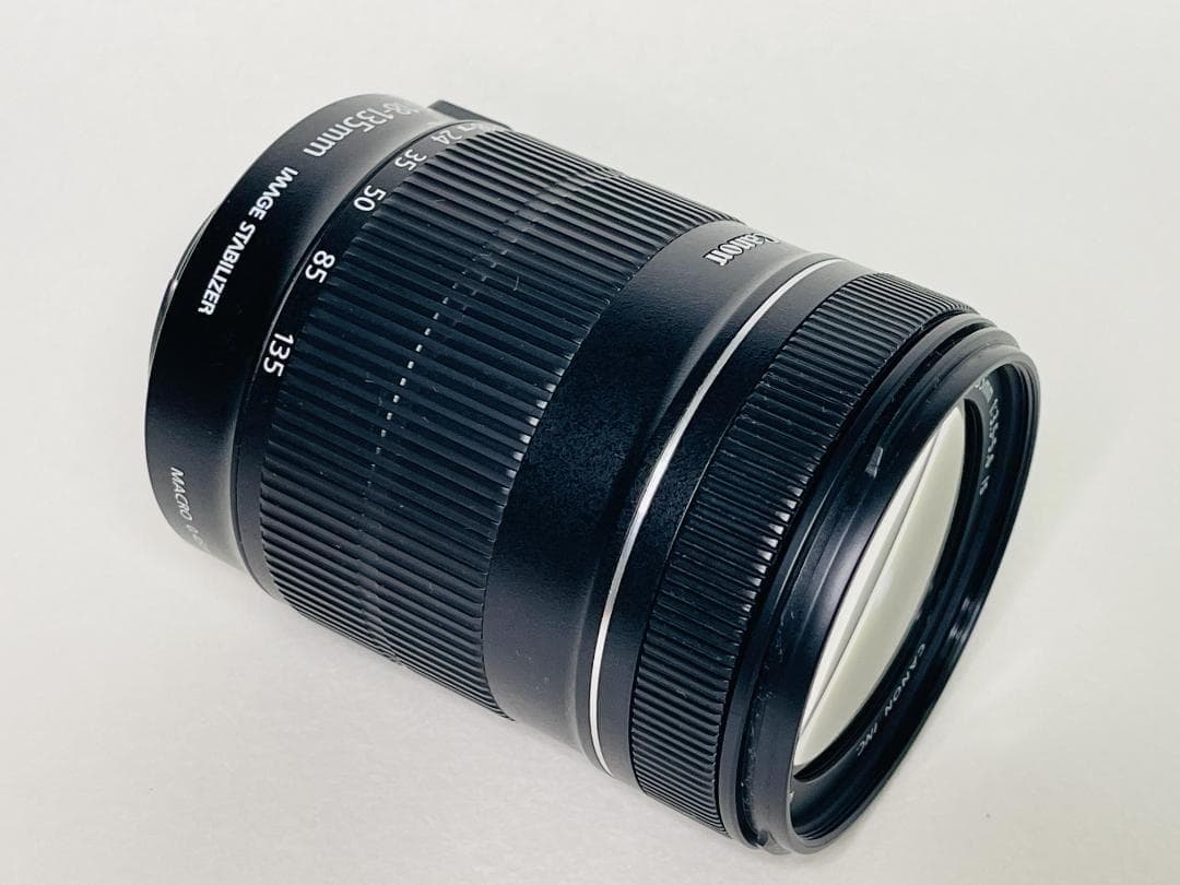 ★美品☆Canon キヤノン EF-S 18-135mm F3.5-5.6 IS