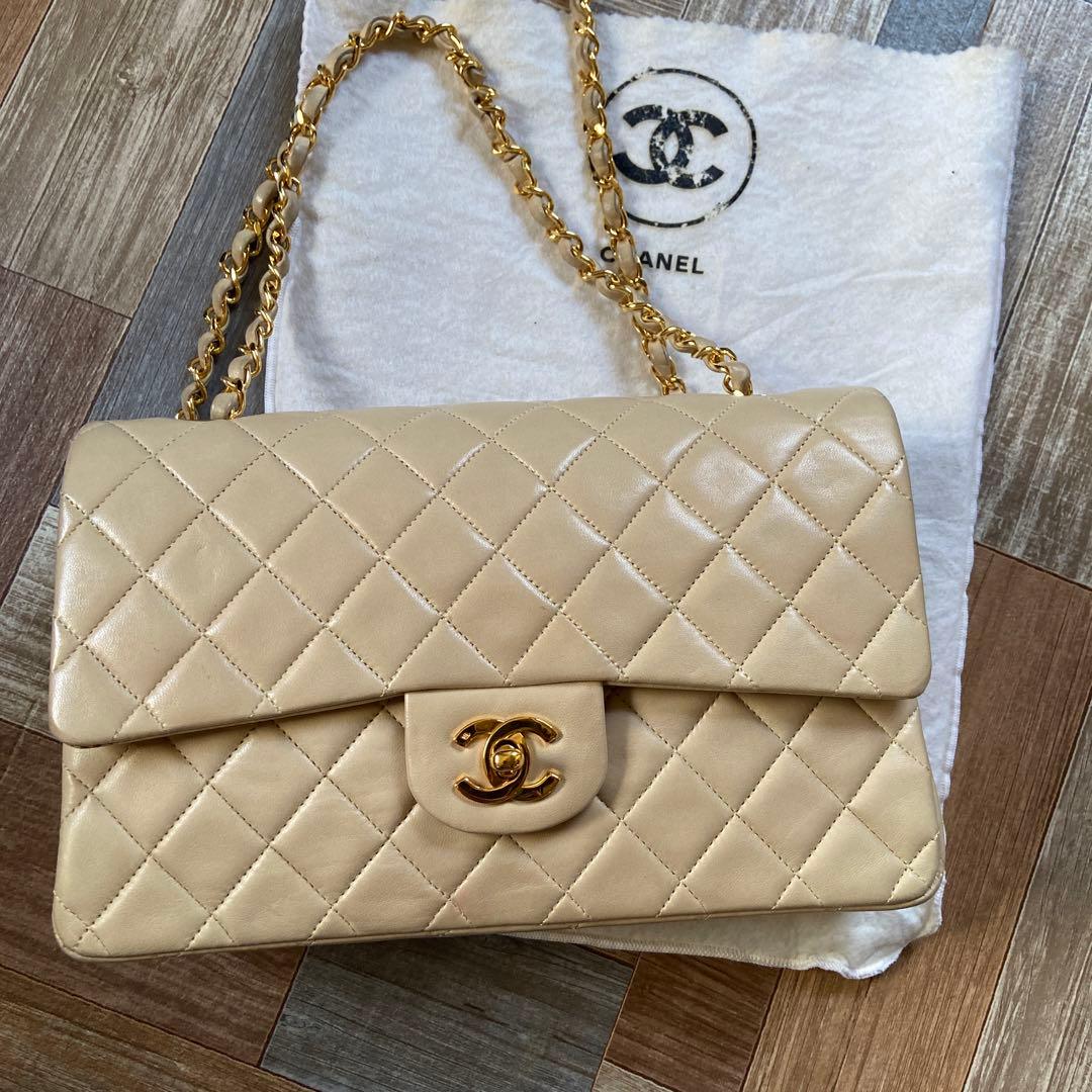 CHANEL ベージュ チェーンバッグマトラッセシャネルビンテージ-adidas