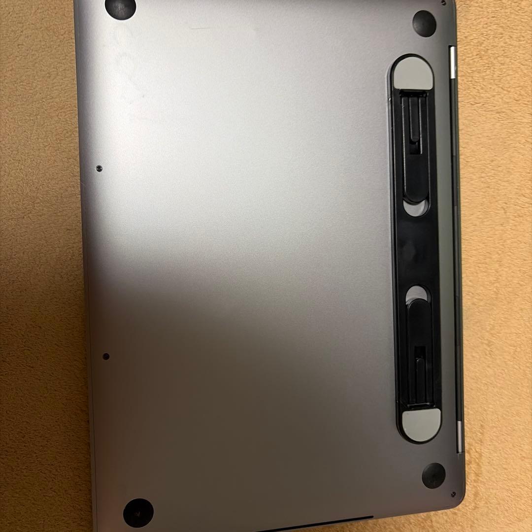 MacBook Pro ジャンク品水没凹みIntel 2020年購入値下げ可 - メルカリ