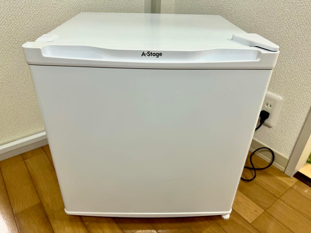 【新品同様】2023年製 A-Stage 冷凍庫31L FZ03A-31WT 楽天市場】冷凍庫 31L エーステージ A-stage FZ03A-31WT ホワイト 白