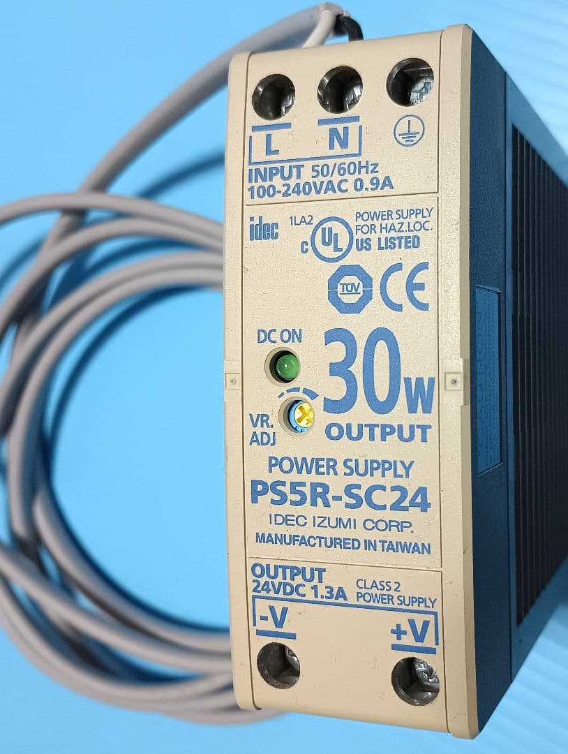 KEYENCE VT5-W07 タッチパネル + PSR-SC24 30W電源 - メルカリ