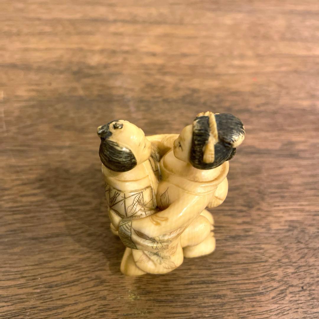 春画 根付 置物 天然素材 骨董 古美術 - メルカリ