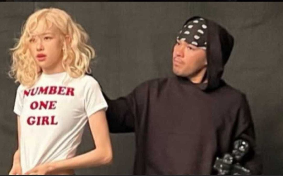 ROSÉ □NUMBER ONE GIRL □ Tシャツ Mサイズ 新品未使用 - メルカリ