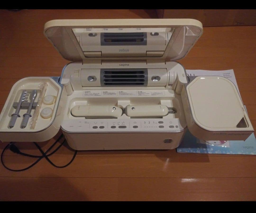 サキナビジュー　美顔器 ホームケア 美顔器 サキナビジュー SAQINABIJOU - メルカリ