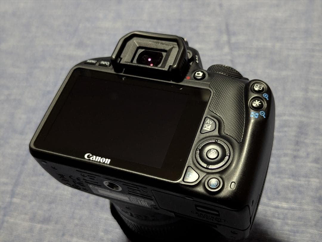 EOS Kiss X7 ダブルズームキット 予備バッテリー レンズフードフィルタ