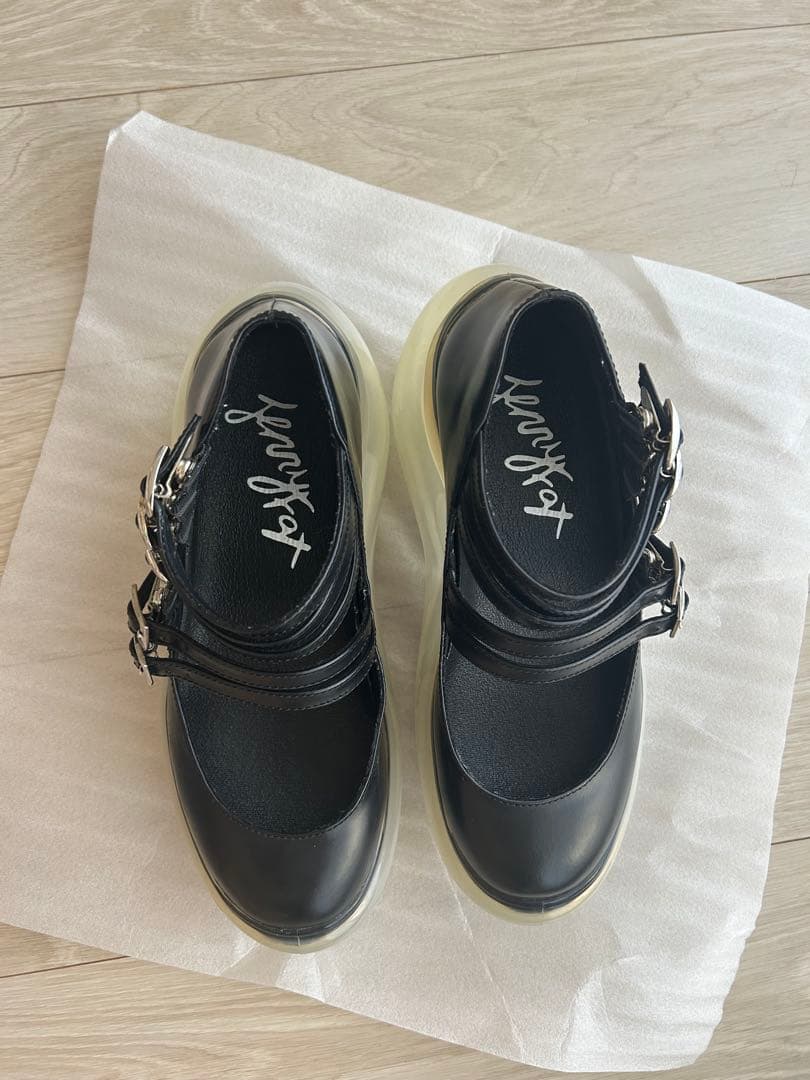 JENNYFAX×grounds ミキオサカベ ストラップシューズ - メルカリ