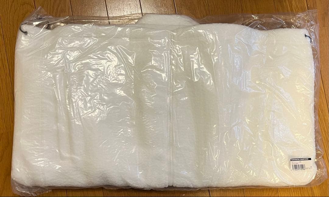 新品 straykids ボアジャケット Mサイズ スキズ - メルカリ