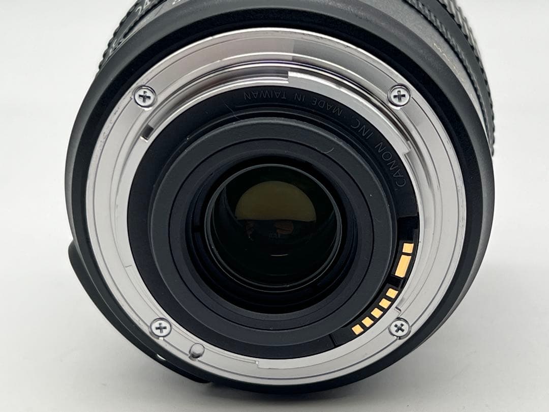 CANON　EF-S15-85mm F3.5-5.6 IS USM