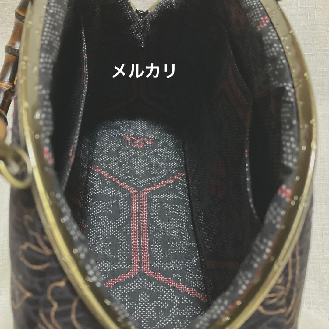 正絹 黒紅色 金彩更紗花唐草文様 大島紬 がま口バッグ ハンドメイド