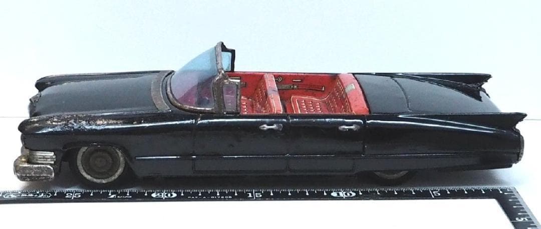 萬代屋 60sキャデラック コンバーチブル大 黒リペイントtinブリキcar箱
