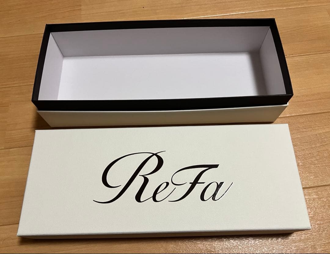 ReFa シャワーヘッド、ヘアアイロン 空箱 - メルカリ