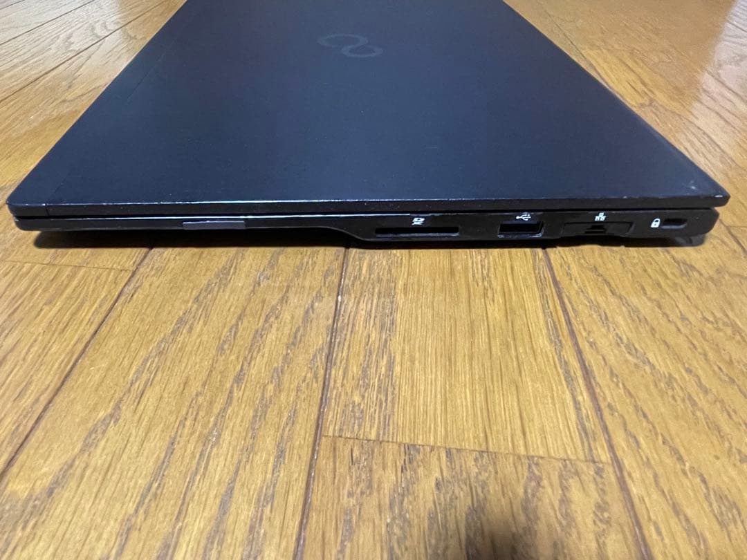 富士通LIFEBOOK U939/A Corei5 -第8世代 SSD256GB