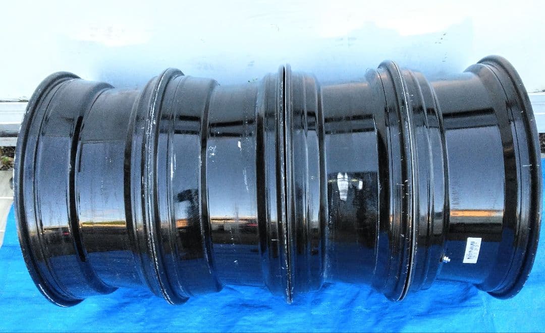 20× 8J+38 & 20×9J+38 PCD: 114.3mm 5穴 4本