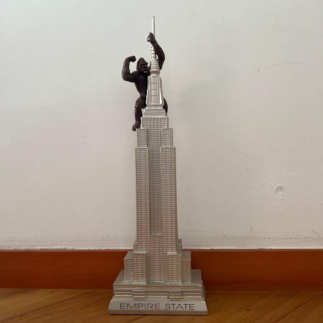 エンパイアステートビルディングとキングコングの置物 アメリカ製
