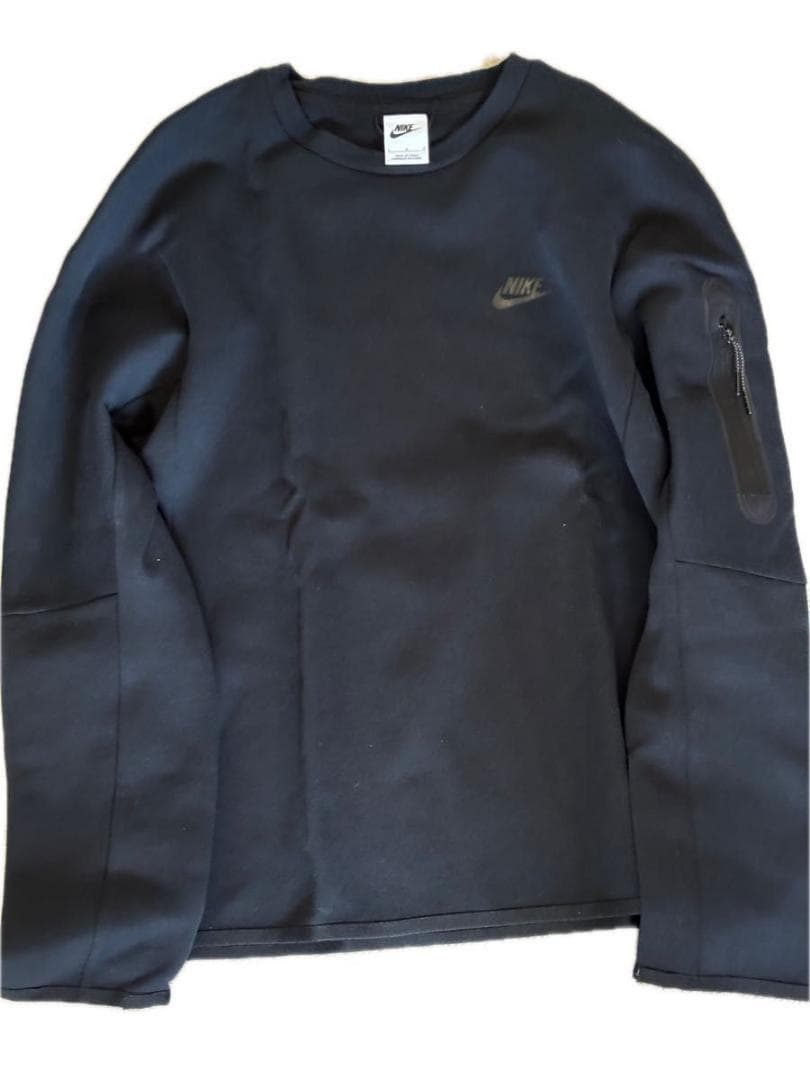 NIKE テックフリース スウェット L ブラック CU4506-010 - メルカリ