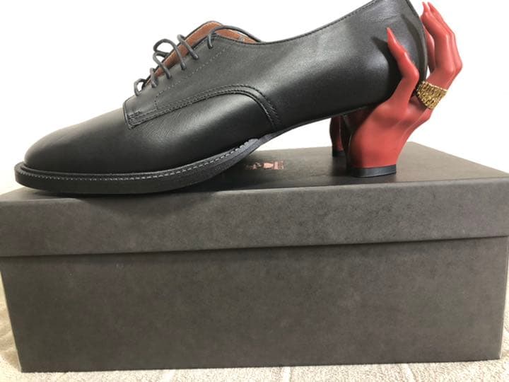 惹きずり込まれる運命のドレスシューズ hazama - メルカリ