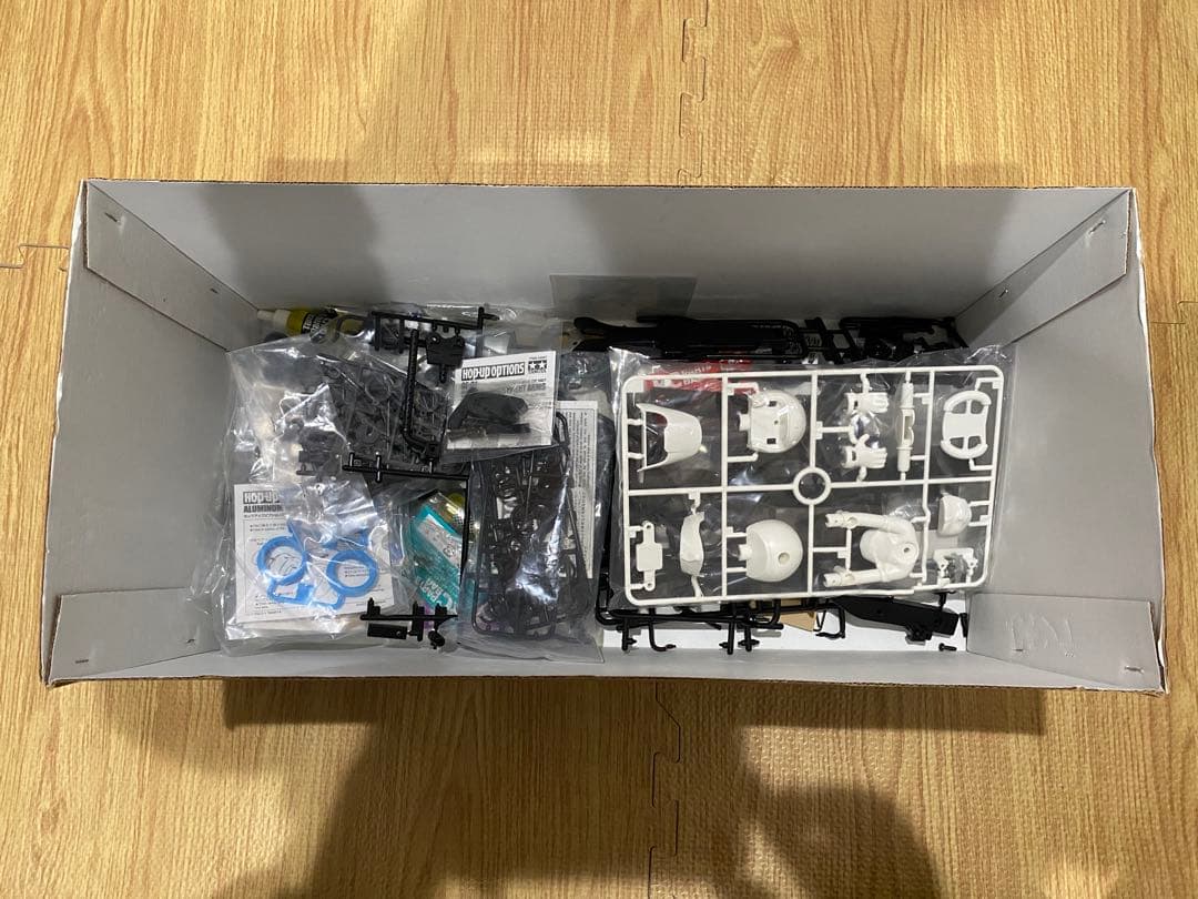 タミヤ GF-01 コミカルアバンテ オプション多数 ラジコン - メルカリ