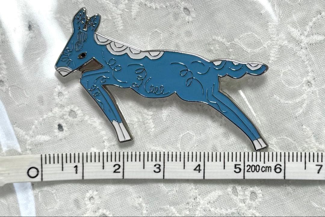 美品 ミナペルホネン 真鍮ブローチ papurikko ブルー パプリッコ