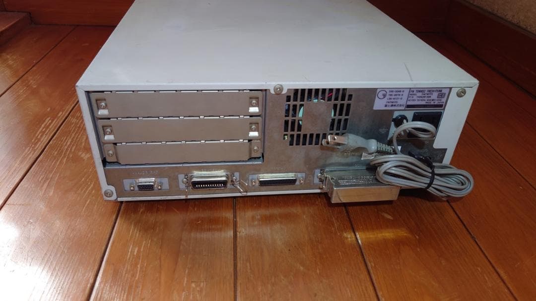 FM TOWNS II Fresh FS 本体 - メルカリ