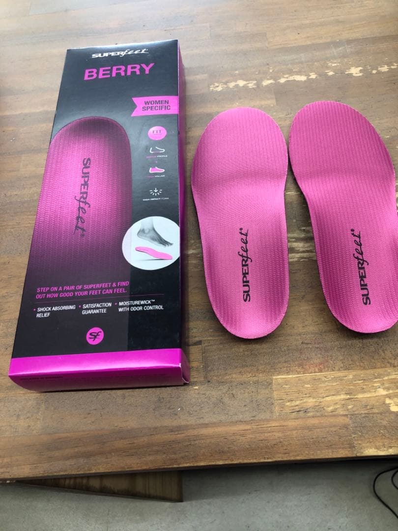 スーパーフィート　ベリー　サイズＢ　4足セット Amazon.co.jp: [スーパーフィート] Superfeet インソール トリム
