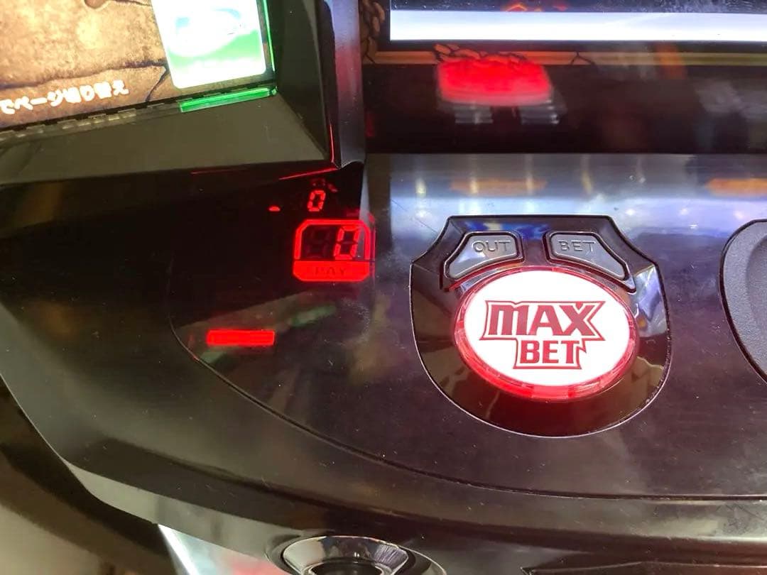 《直接引き取り》L真北斗無双 4chイヤホンコンバーター データ接続対応ユニット