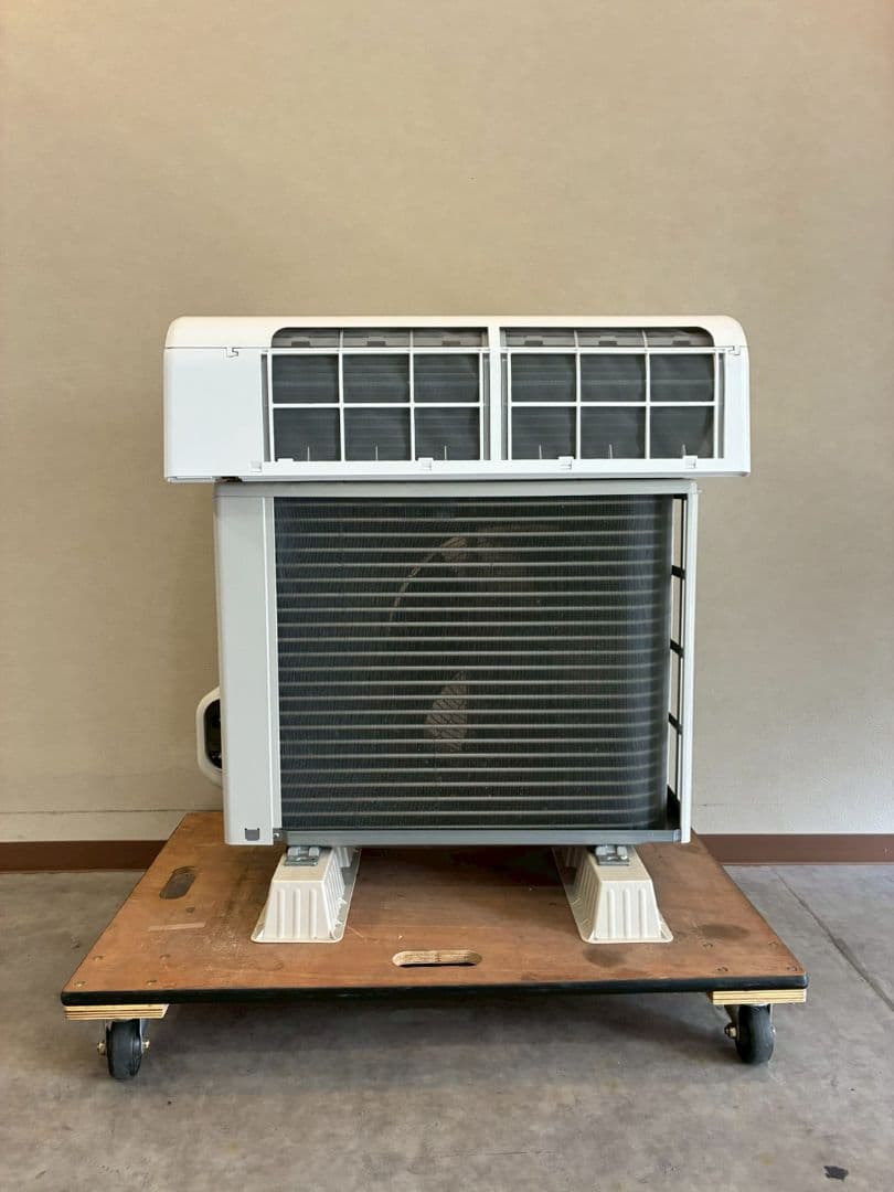 1976 コロナ【CSH-N2224R】2025年 6畳 エアコン 中古 - メルカリ