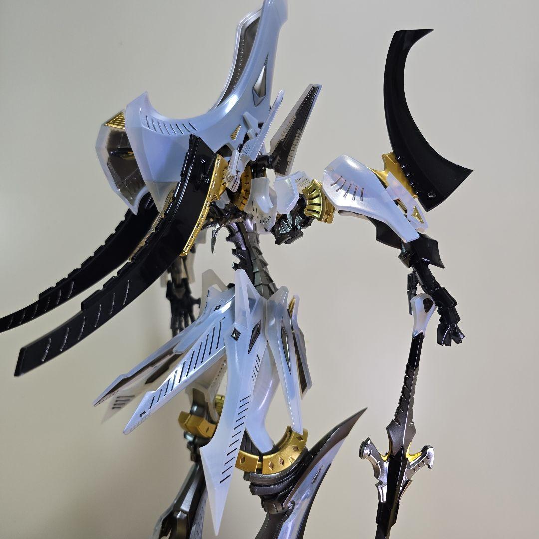 む*ぃ様 HSGK 1/72 ダス・ゴースト =ナカカラ 3069=　塗装済み完