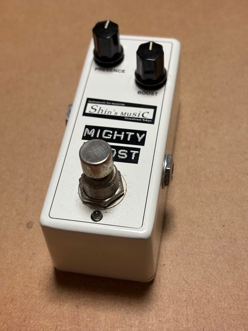 SHIN'S MUSIC MIGHTY BOOST (ブースター) Shin's Music MIGHTY BOOST ブースター ギターエフェクター（新品/送料