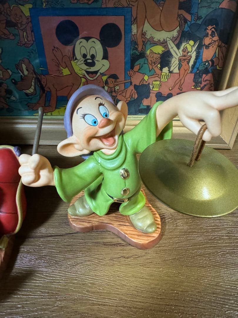 WDCC 白雪姫 小人 ドーピー おとぼけ フィギュア ディズニー