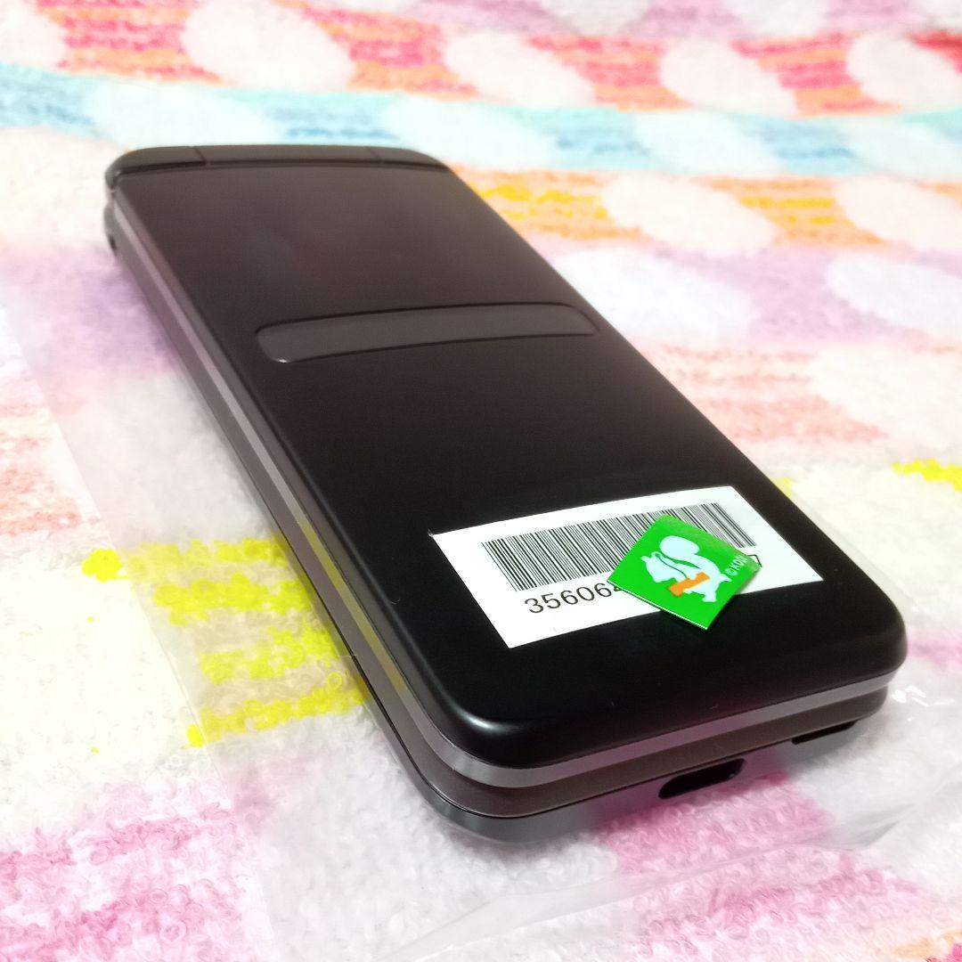 KYF39 GRATINA black 充電器セット 安心のメルカリ便 匿名配送 - メルカリ