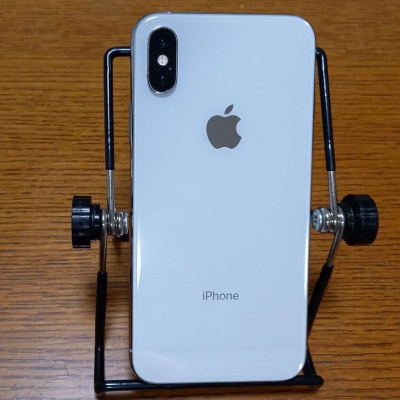 iPhone Xs シルバー 256GB - メルカリ