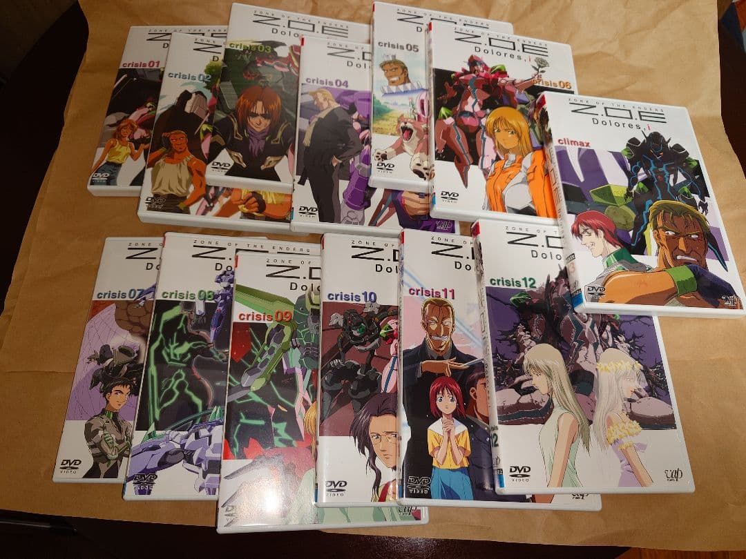 Z.O.E Dolores,i（DVDセット、BOX付き） Z.O.E Dolores,i BD-BOX(Blu-ray Disc) 中古DVD・ブルーレイ | ブック