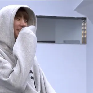 &TEAM JO First Howling:NOW 手書きデコ トレカ - メルカリ