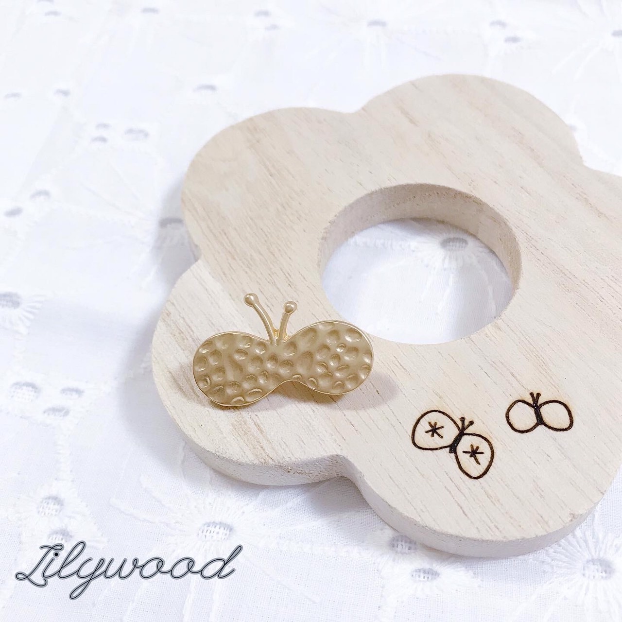 ブローチ 入園式 入学式 ゴールドカラー 蝶々 choucho ミナペルホネン