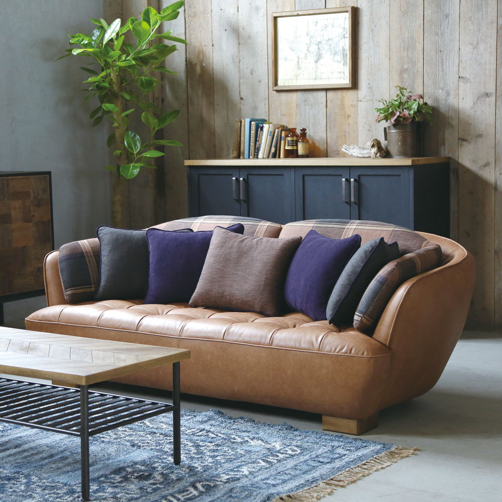 オピアムソファ 3人掛け リサイクルレザーキャメル | 家具・インテリア