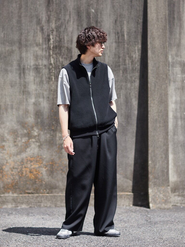 crepuscule (クレプスキュール)】別注ベストが本日より発売開始です