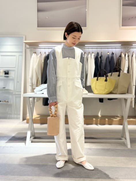 コットン カットオフフリルブラウス｜トゥモローランド 公式通販