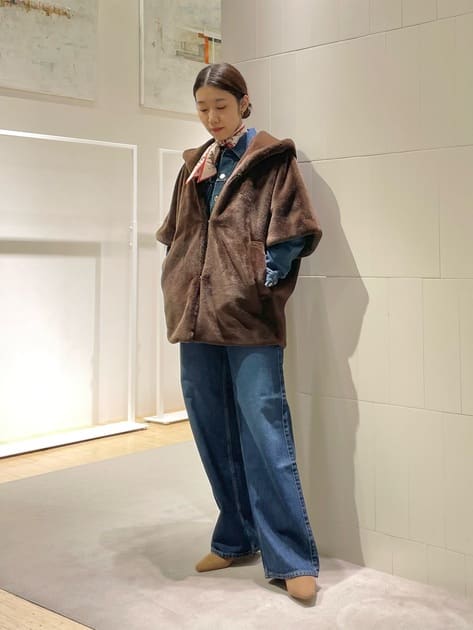 スムースファー フーディーポンチョ｜トゥモローランド 公式通販