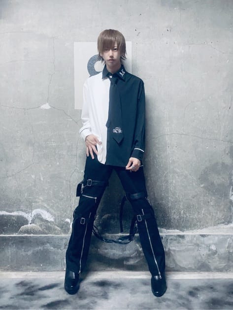 バイカラーリボンネクタイ付きシャツ– A AM STUDIO