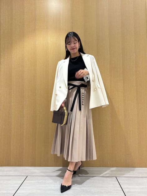 スタッフコーディネート】フロント釦ミニジャンスカ｜ai｜JUSGLITTY