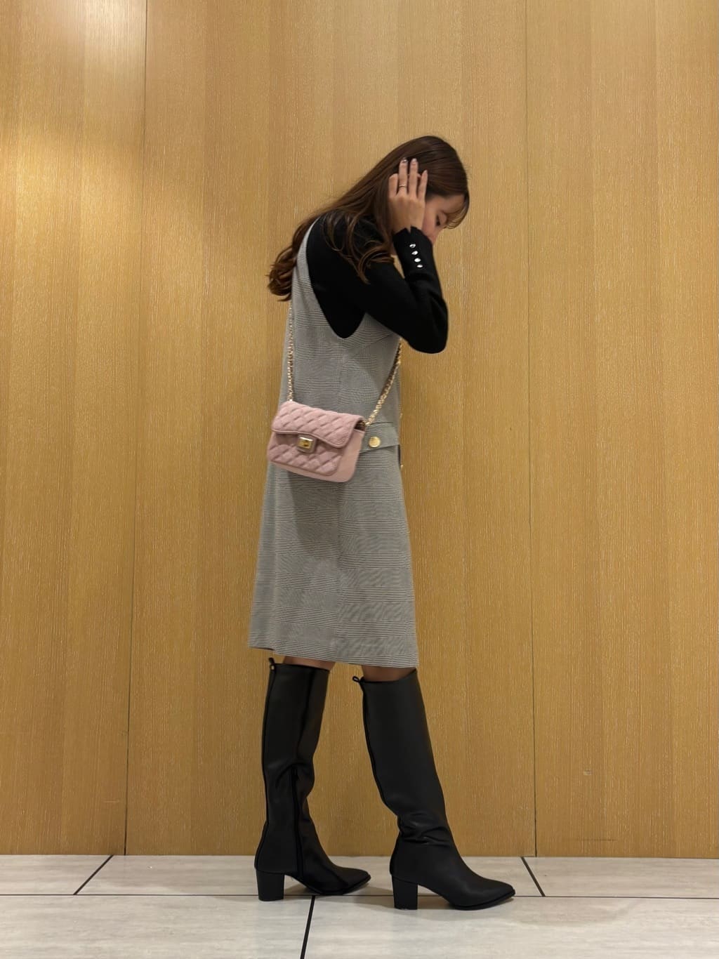 スタッフコーディネート】フロント釦ミニジャンスカ｜ai｜JUSGLITTY