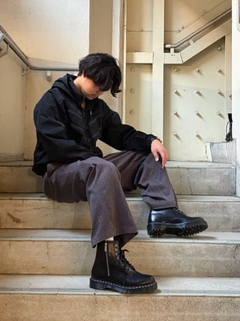 1460 ジップ ベックス ホワイトステッチ 8 ホール ブーツ