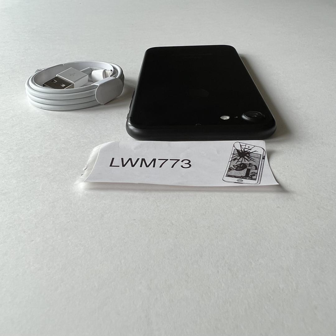 Apple iPhone 7 - Unlocked, 32GB, Black, A1778, GSM - LZIP91696